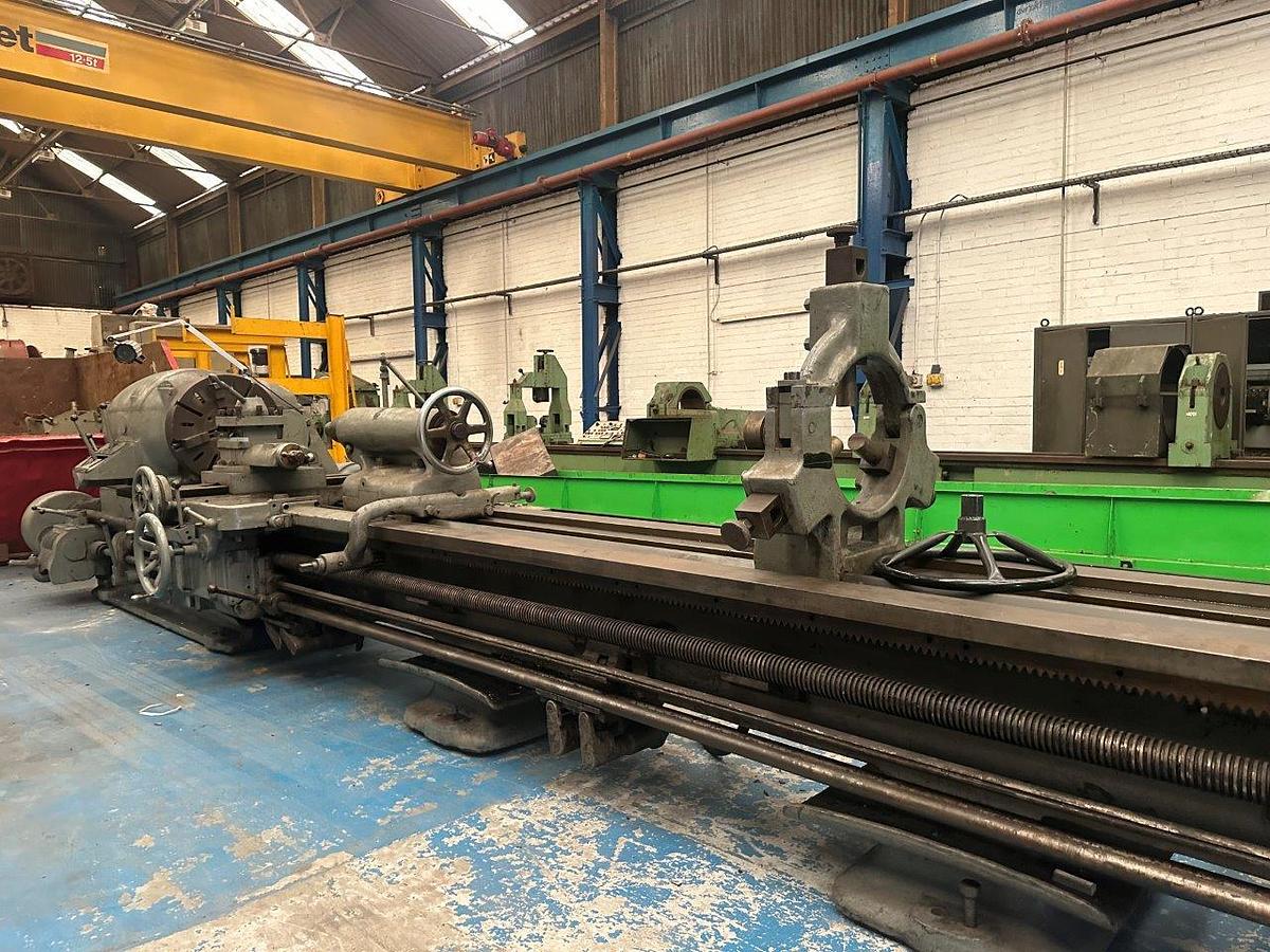 Used Lang 28″ x 200″ Gap bed Centre Lathe