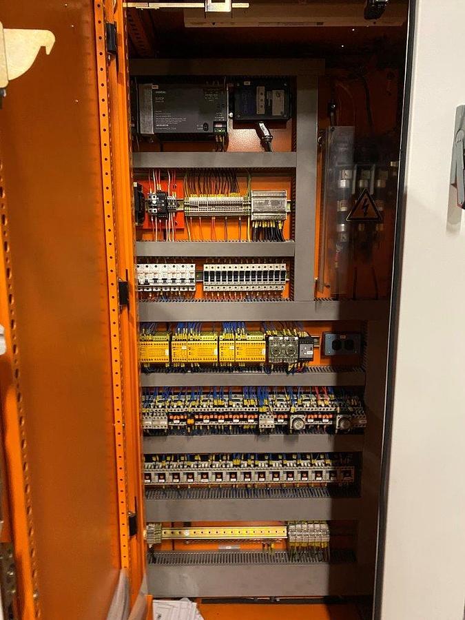 Used Danobat CNC Cylindrical Grinder RP 1600 E