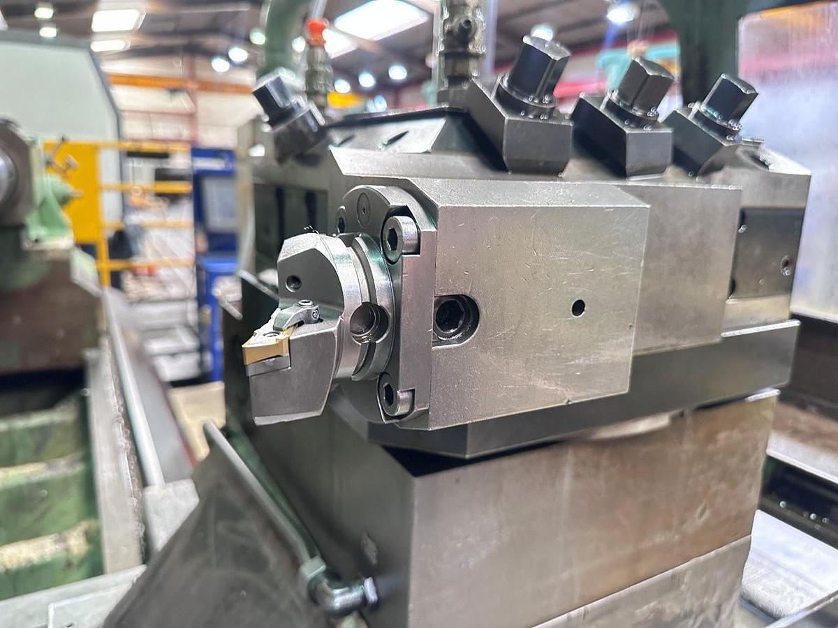 Used Tacchi HD/1450 X 4M Large Spindle Bore