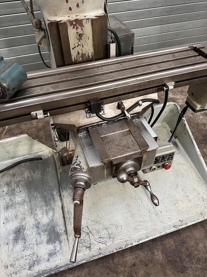 Used Bridgeport Series 1 2hp Vari speed Turret Mill