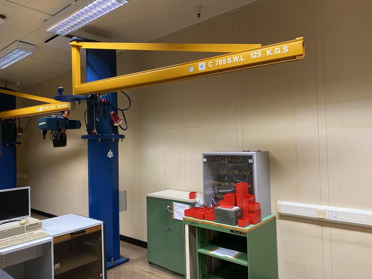 Used Swinging Jib Arm Crane DEMAG 125 kgs