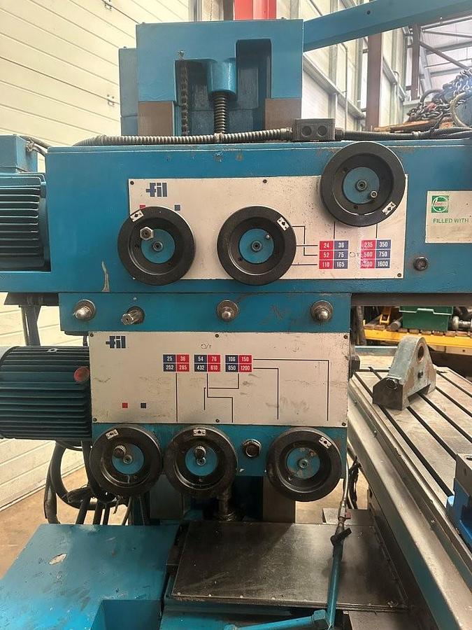 Used FIL Aurora Model FU 120 Double Spindle Bed Milling Machine
