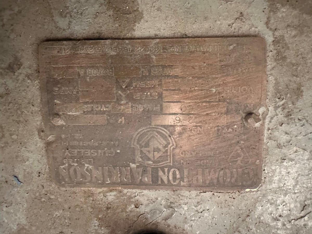 Used Lang 28″ x 200″ Gap bed Centre Lathe