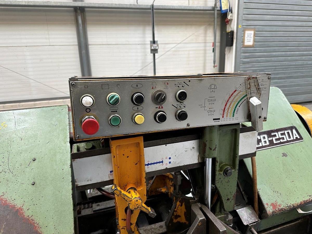 Used Addison CB-250A Automatic Bandsaw