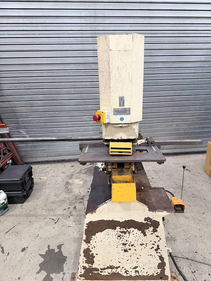Used Geka Hydracrop 80A Universal Hydraulic Ironworker