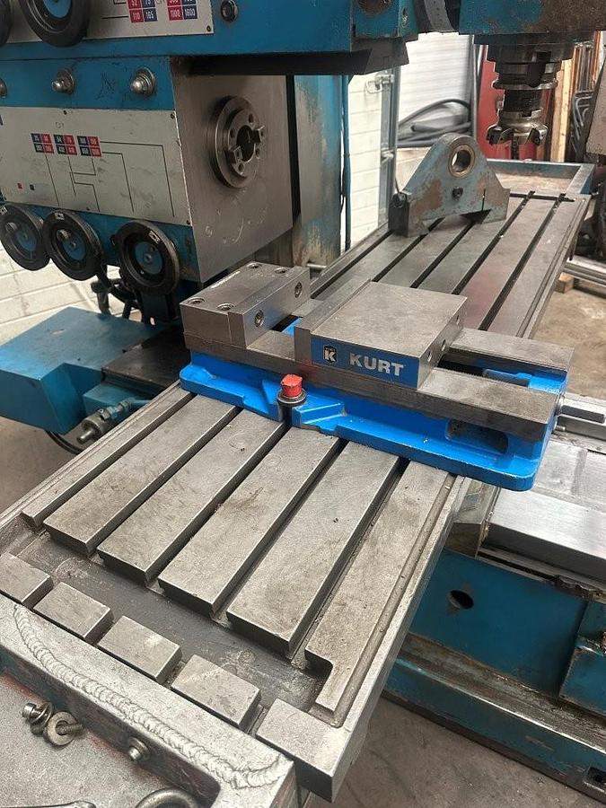 Used FIL Aurora Model FU 120 Double Spindle Bed Milling Machine
