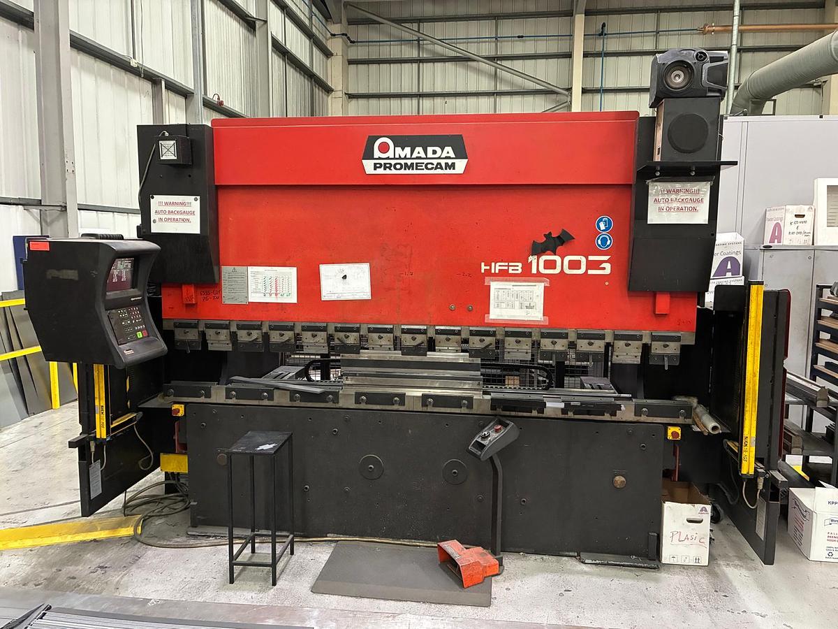 Used Amada HFBO 100/30 CNC Pressbrake