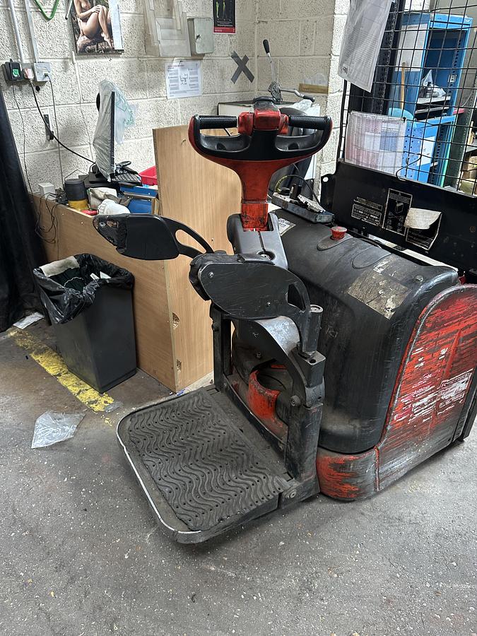 Used Lansing Linde W4 X372P 02238/2003 Electric Pallet Truck
