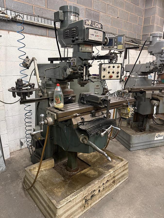 Used Lion 3VS Turret Mill
