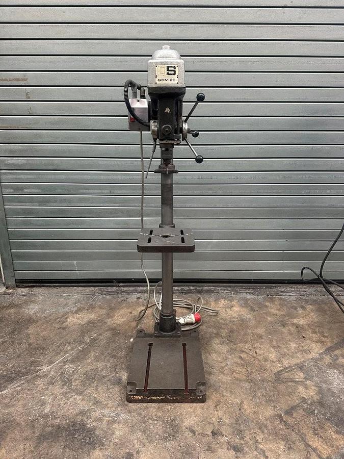 Used Qualters & Smith Model QDM 750 Piller Drill
