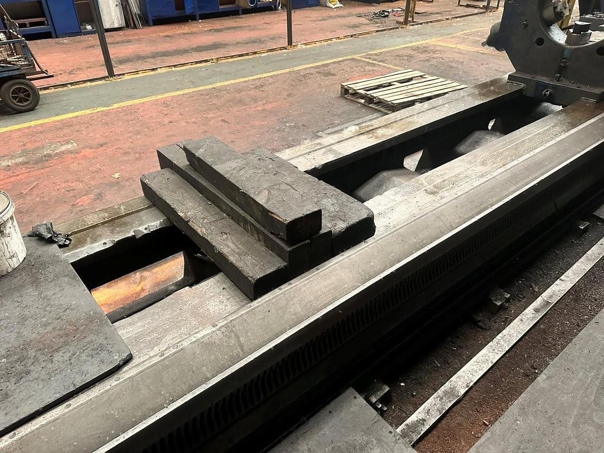 Used Poreba TCG 125 x 6000mm Heavy Duty Lathe