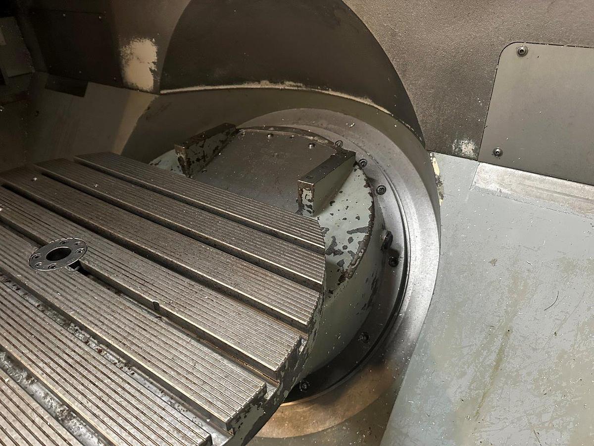 Used DMU 70 Evolution 5 Axis Machining Centre (2001)