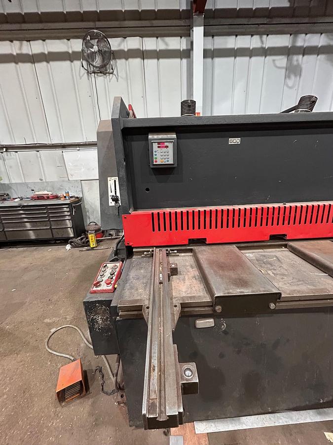 Used Edwards Truecut 10 x 3000mm Shear