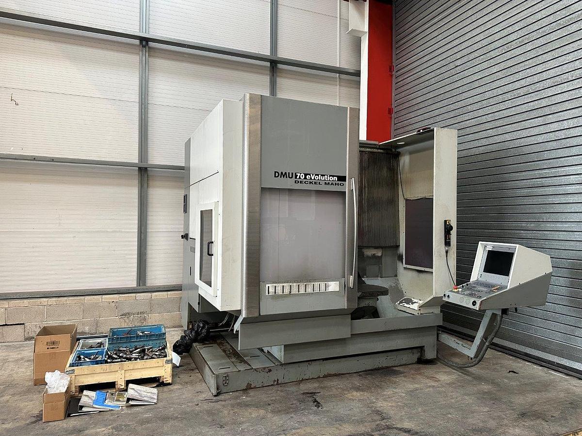 Used DMU 70 Evolution 5 Axis Machining Centre (2001)