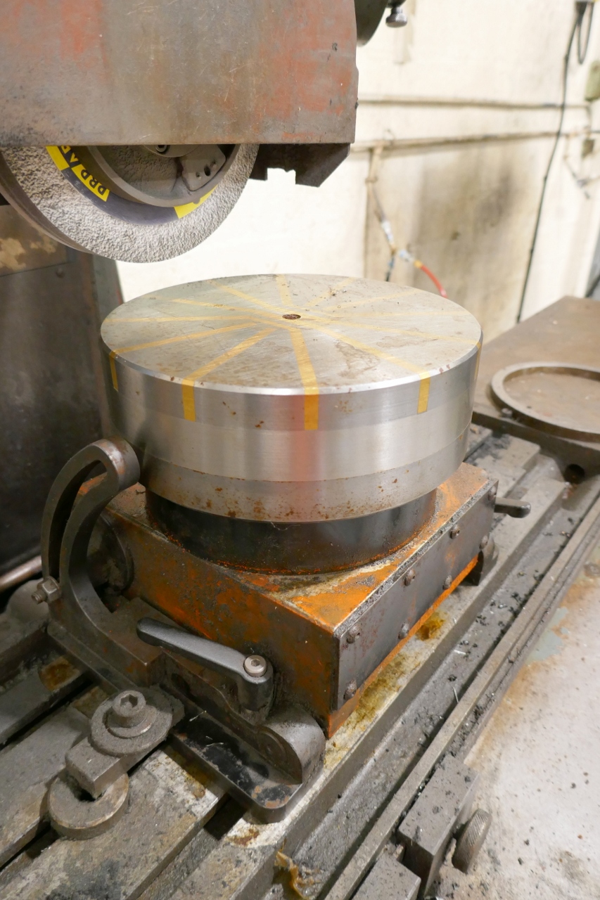 Used Jakobsen SJ12 Surface Grinder