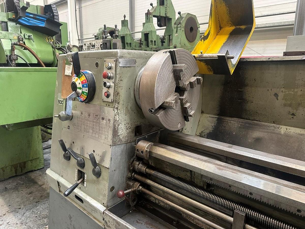 Used Colchester Mastiff 1400 Gap Bed Centre Lathe x 100"