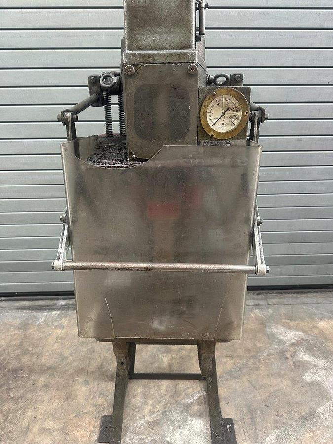 Used Hare 5BS Hydraulic Press