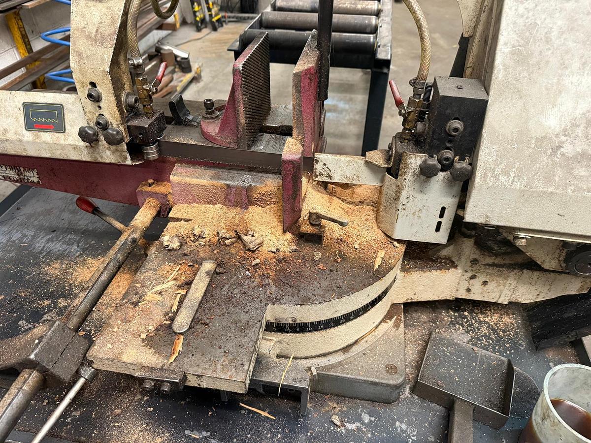 Used Optimum S300 VG Swivel Bandsaw