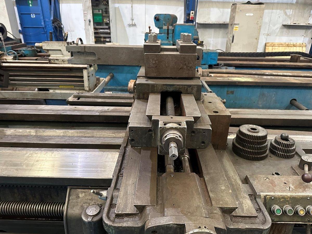 Used Broadbent 1041mm x 9,300mm Lathe