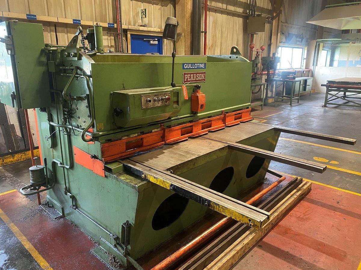 Used Pearson 2000mm x 8mm Hydraulic Guillotine