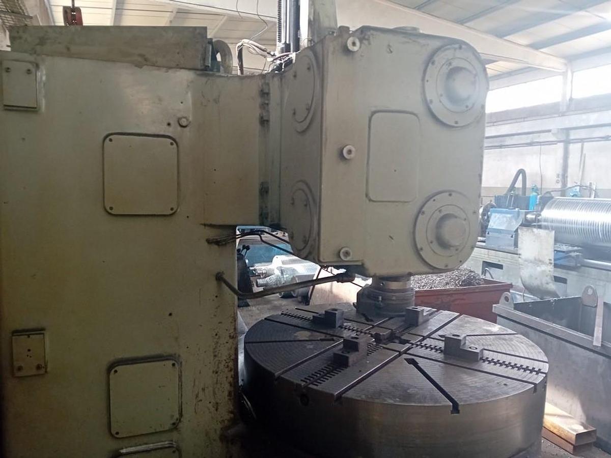 Used Webster & Bennett 60″ M Type Vertical Borer