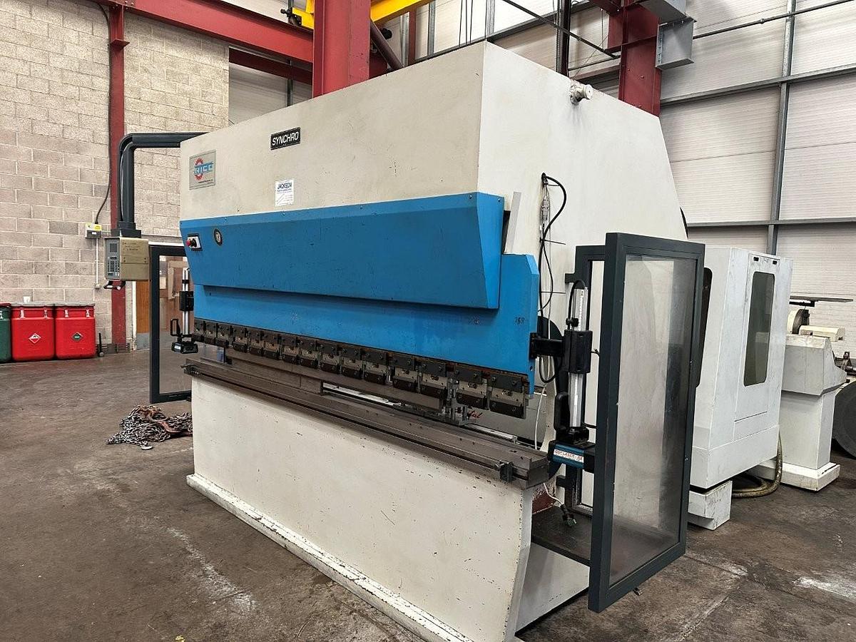 Used Rico Syncro PRCN 30-135M CNC Pressbrake
