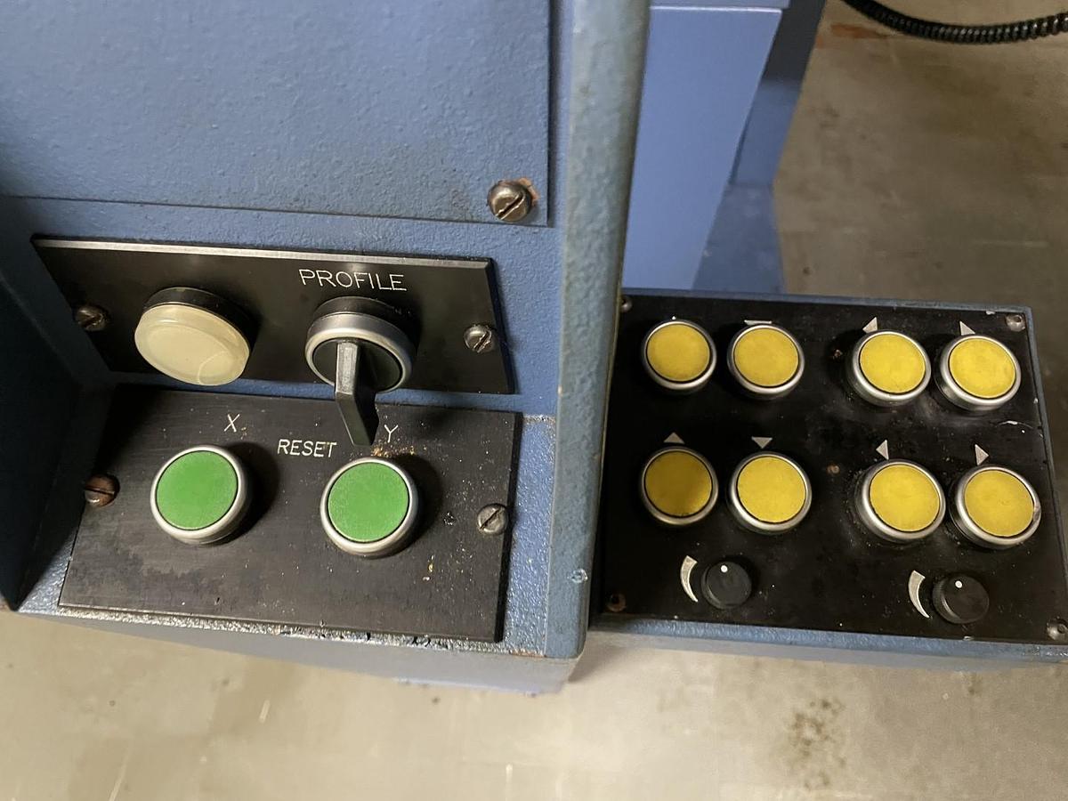 Used Starrett Sigma HF600 Horizontal Floor Standing Comparator