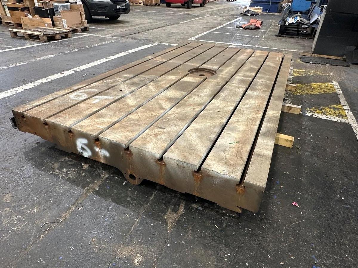 Used T Slotted Table 6ton 3350mm x 1830mm