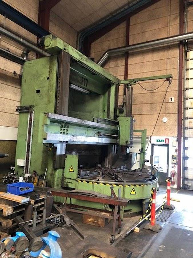 Used Titan Umaro CNC VTL Model SC33 3000mm