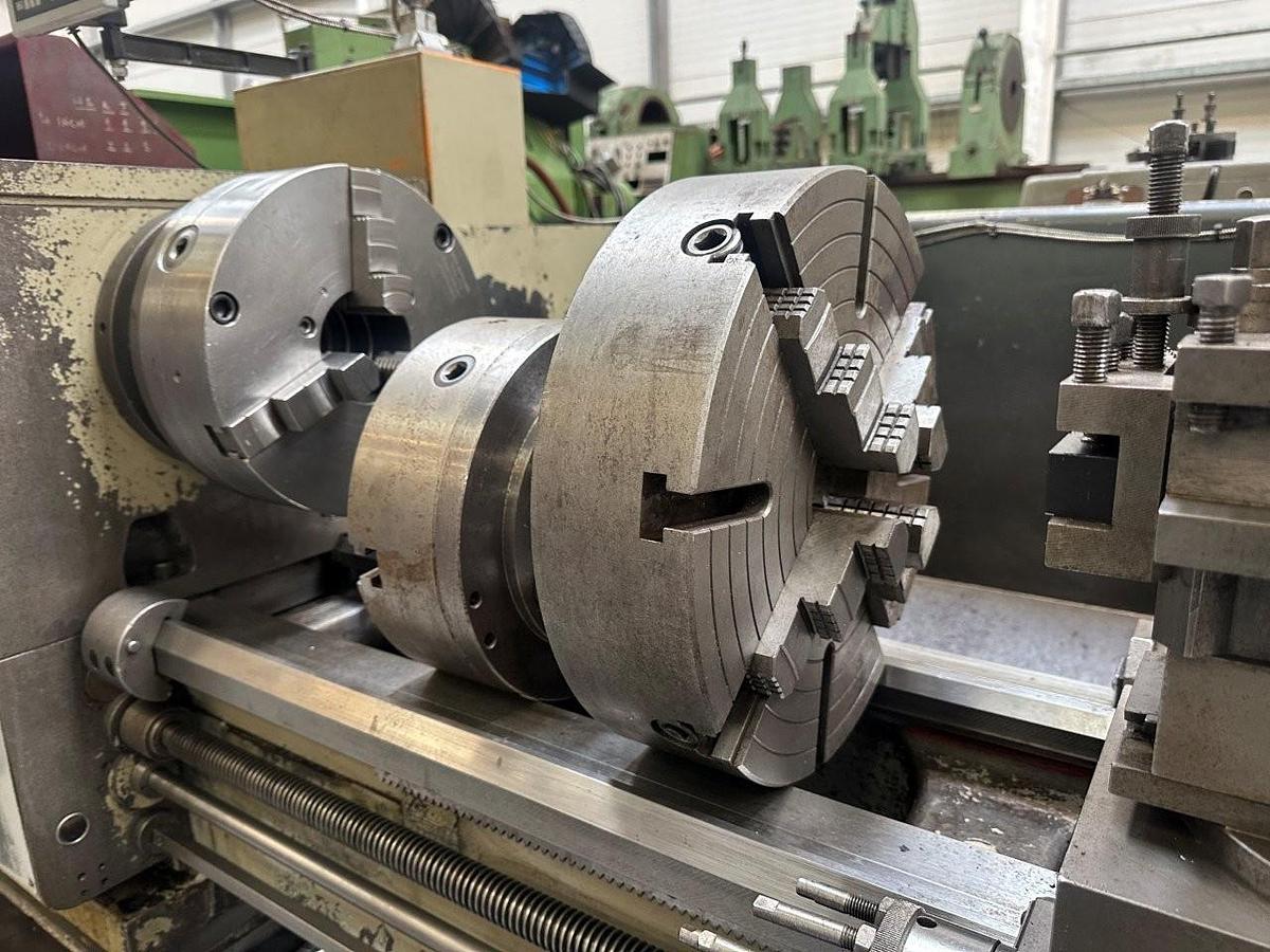 Used Harrison M500 x 60 Gap Bed Centre Lathe