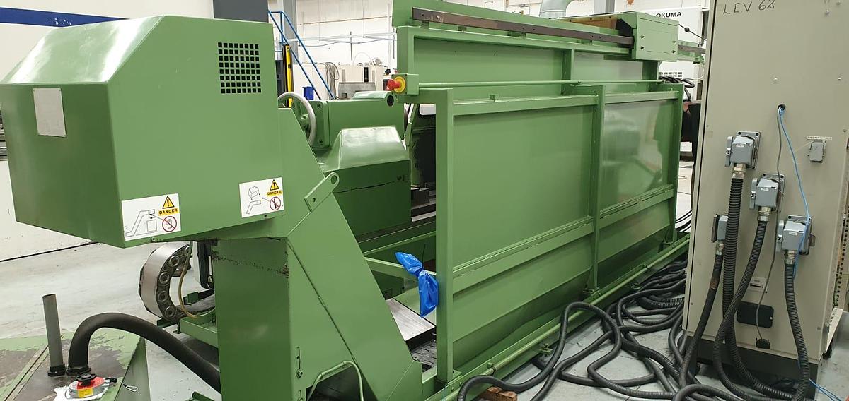 Used Binns & Berry Data 2000mm CNC Lathe