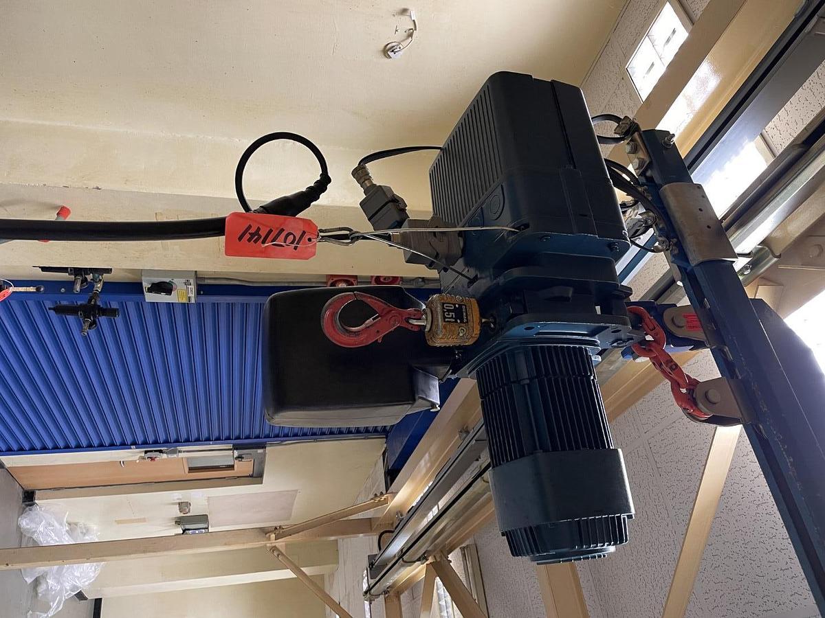 Used Demag Electric Hoist 500kgs