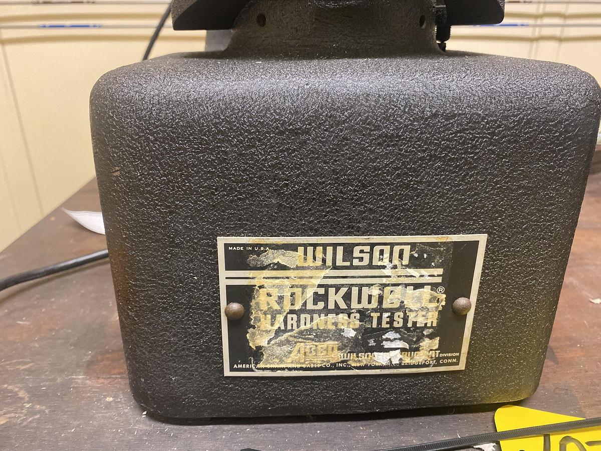 Used ROCKWELL 4JS a RB Hardness Tester
