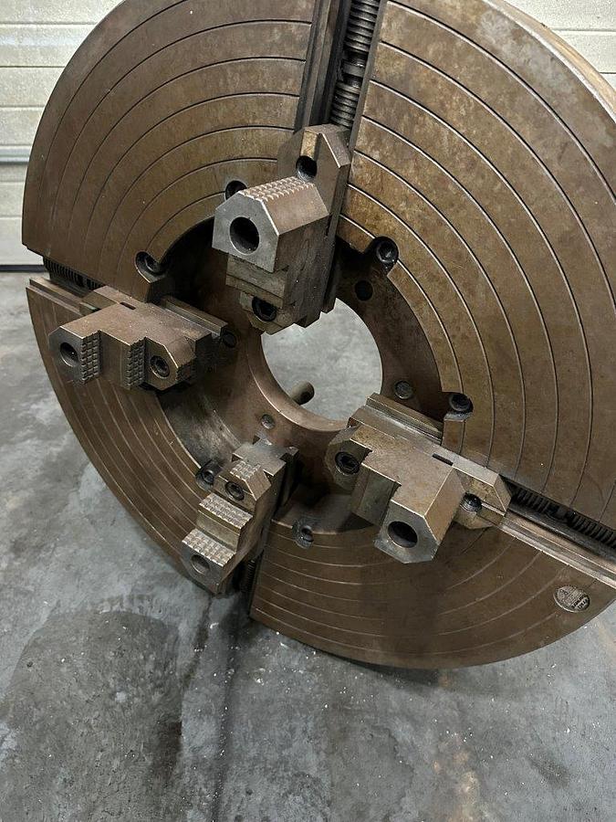 Used 30″ Pratt 4 Jaw Chuck