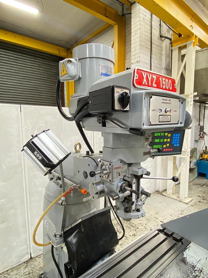 Used XYZ 1500 Turret Milling Machine