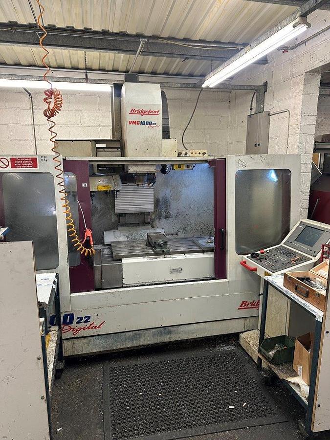Used 1999 Bridgeport VMC 1000/22 Machining Centre