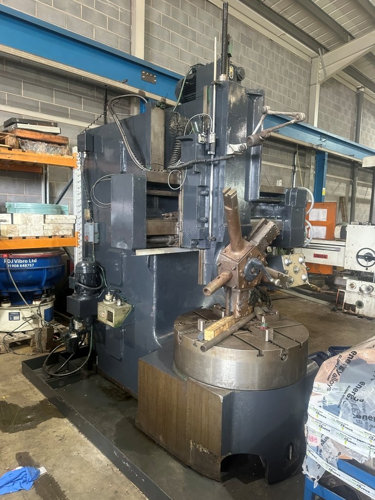 Used Webster & Bennett 36 Elevating Rail Vertical Borer