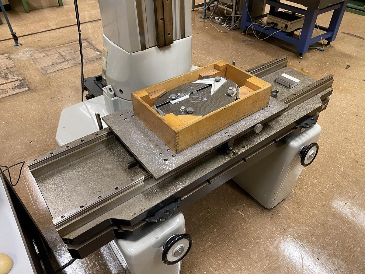 Used Talyrond 3 T Roundness Gauge