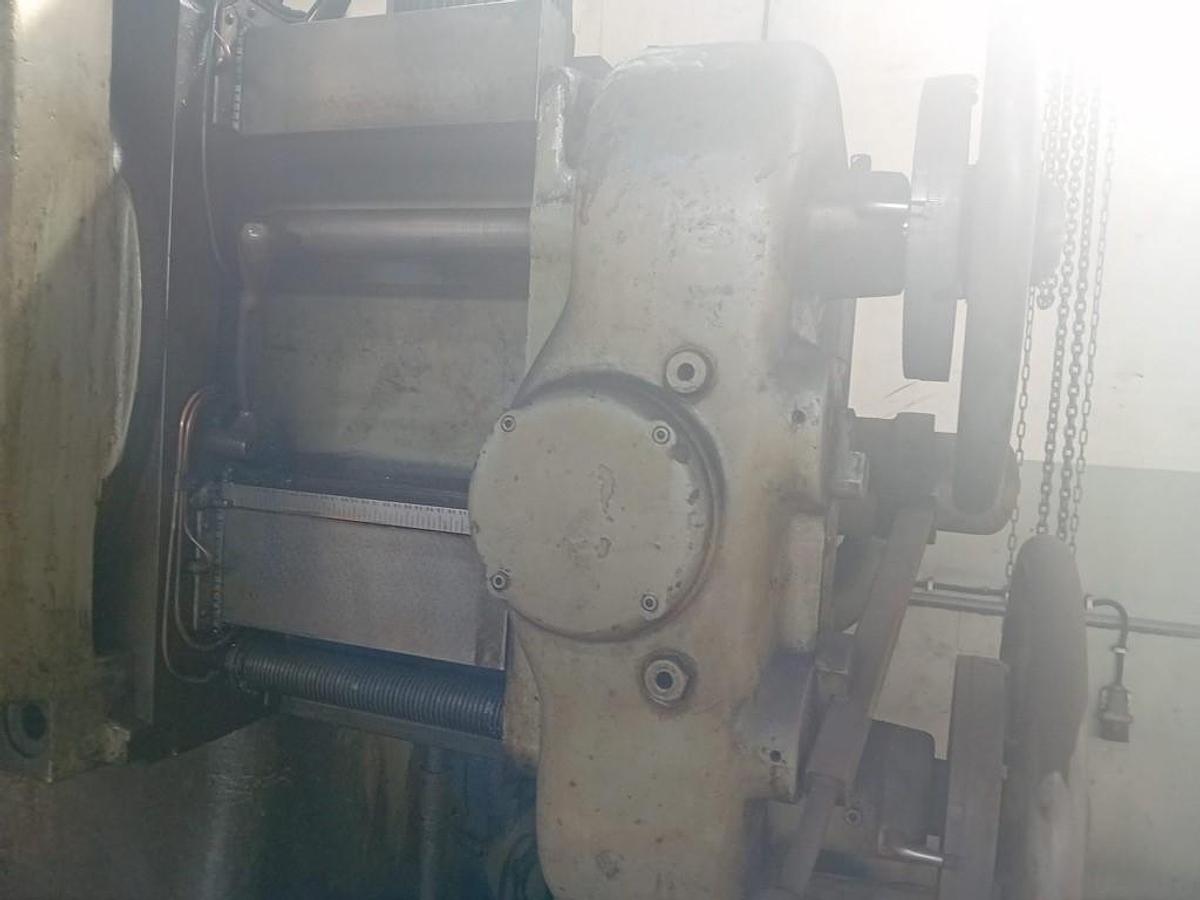 Used Webster & Bennett 60″ M Type Vertical Borer