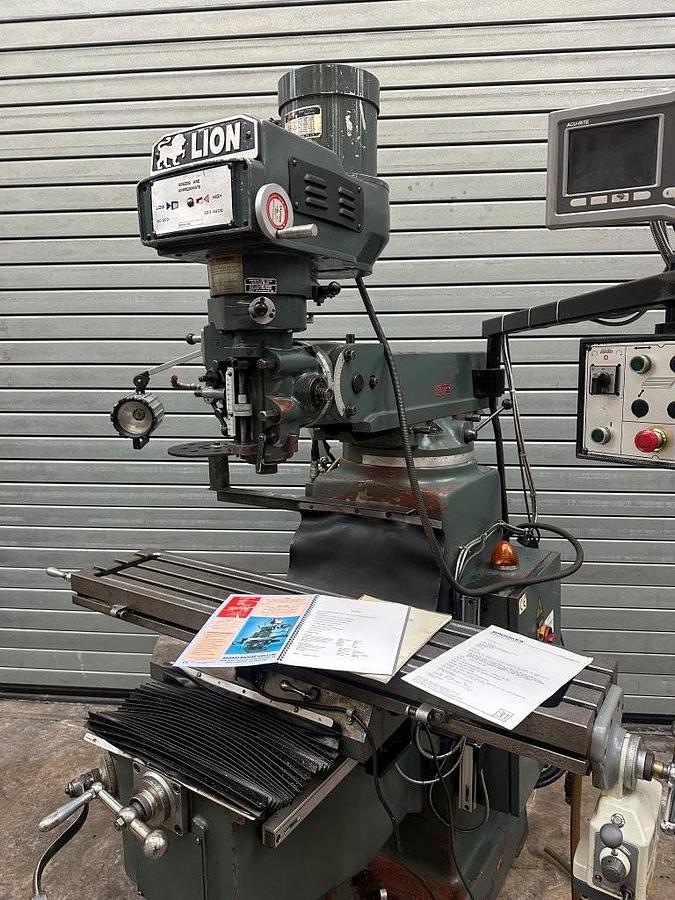 Used Lion 3VS Turret Mill