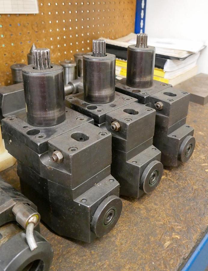 Used Daewoo Puma 12S-3A CNC Turning Centre with C-Axis & Live Tooling (1996)