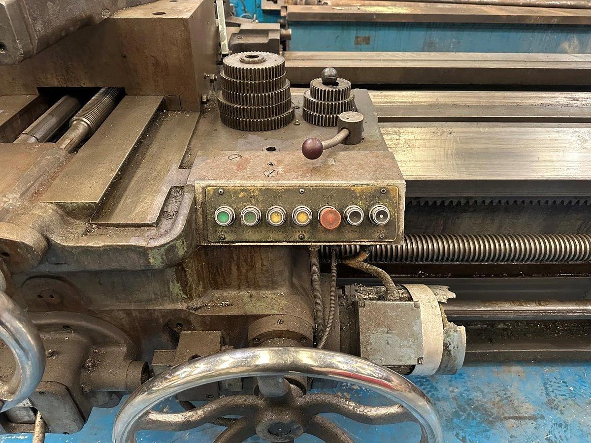 Used Broadbent 1041mm x 9,300mm Lathe