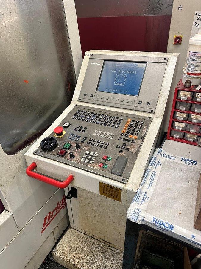 Used 1999 Bridgeport VMC 1000/22 Machining Centre