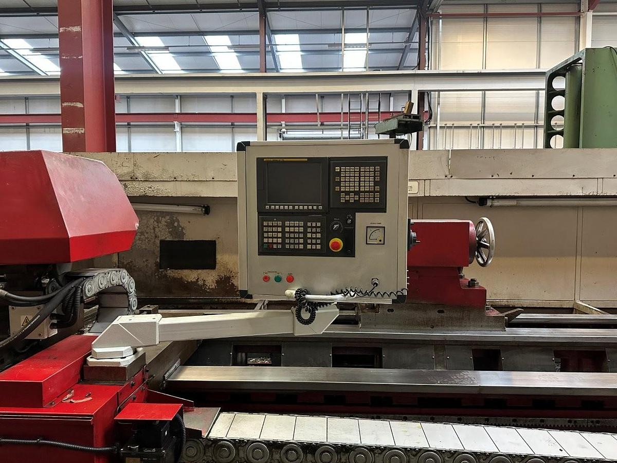 Used Binns & Berry Versa Turn 7 x 7000mm CNC Lathe