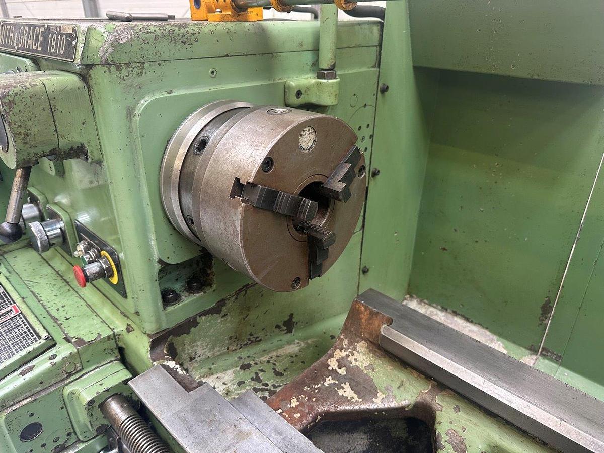 Used DSG 1910 x 60 Centre Lathe (R1998)