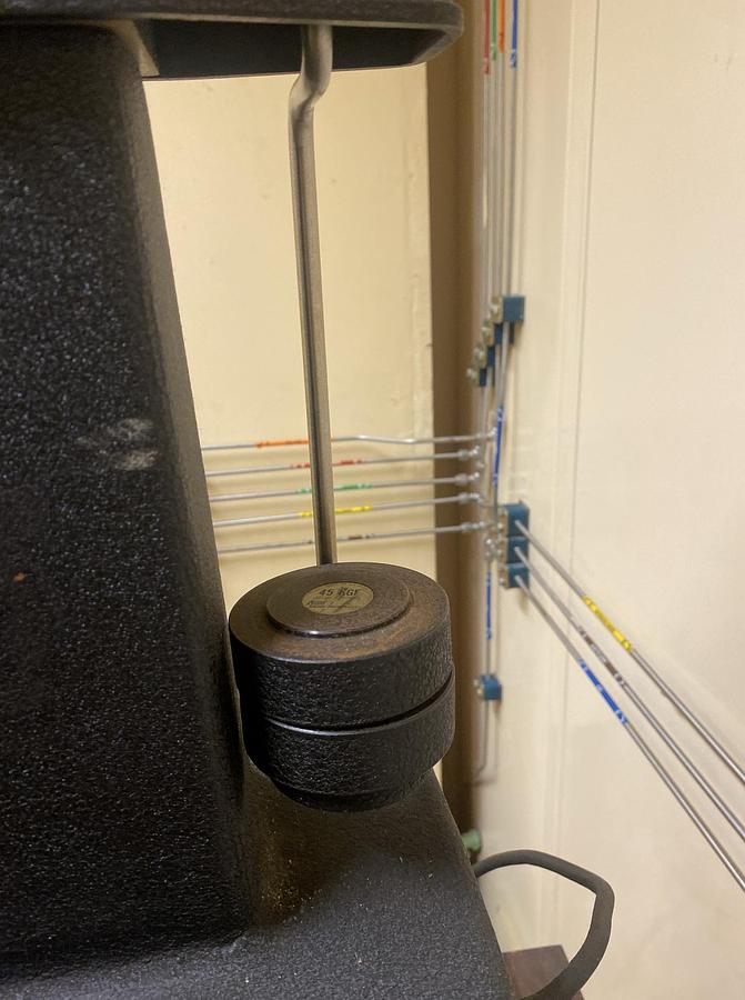 Used ROCKWELL 4JS a RB Hardness Tester