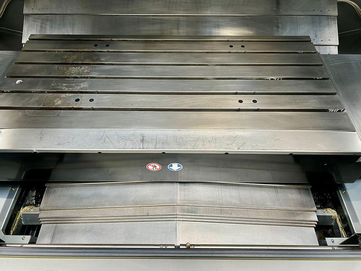 Used Hurco VMX50i (2014) 3-Axis Vertical Machining Centre