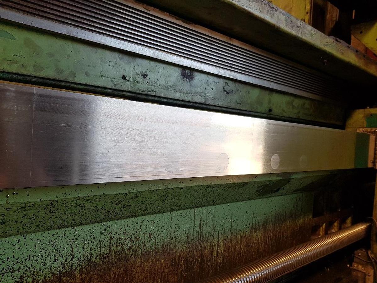 Used Titan Umaro CNC VTL Model SC33 3000mm