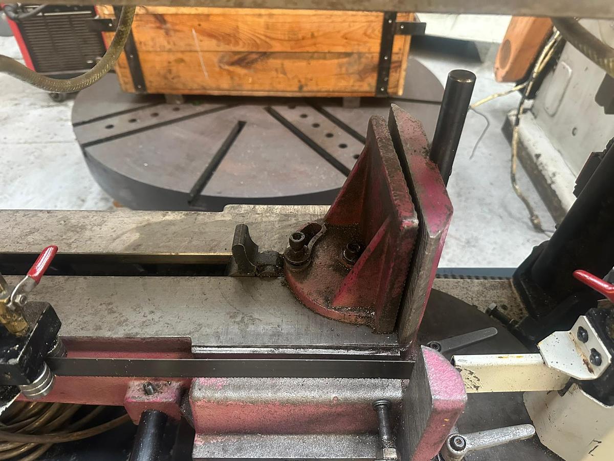 Used Optimum S300 VG Swivel Bandsaw