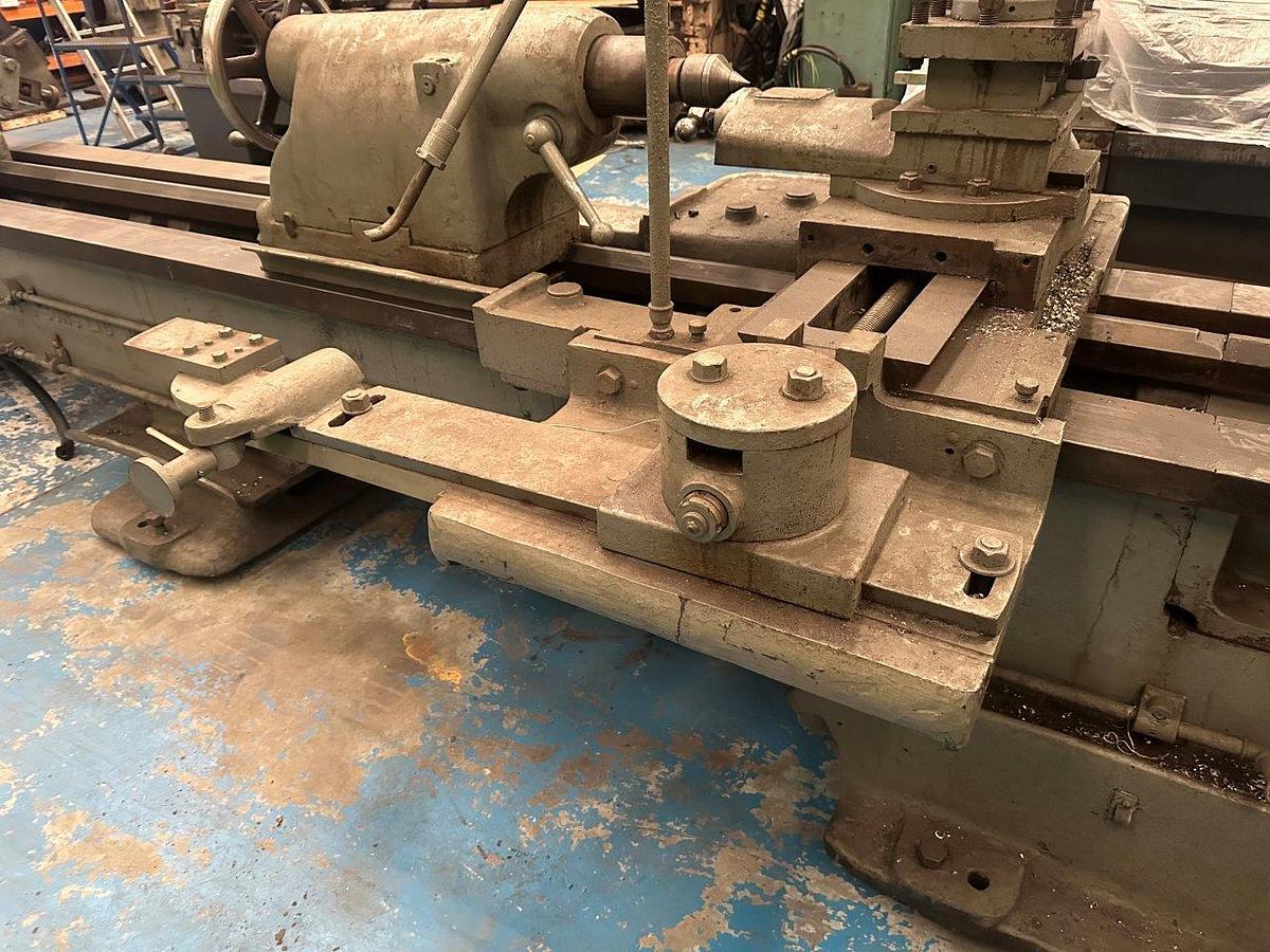 Used Lang 28″ x 200″ Gap bed Centre Lathe